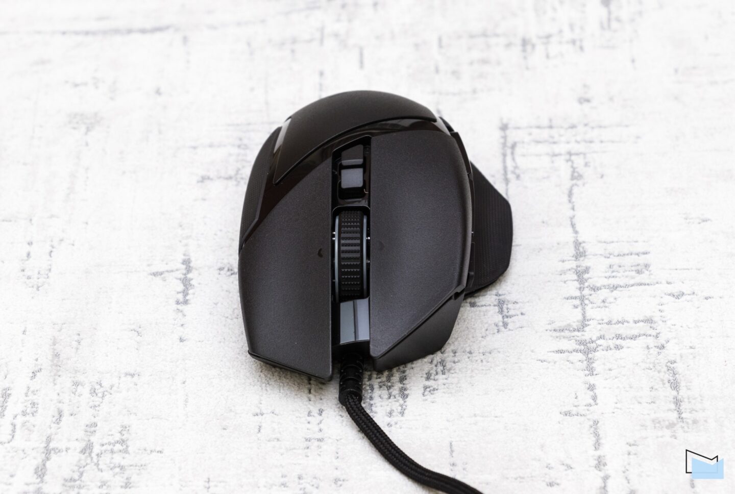 Огляд Razer Basilisk V3: ігрова миша з інтелектуальним коліщатком