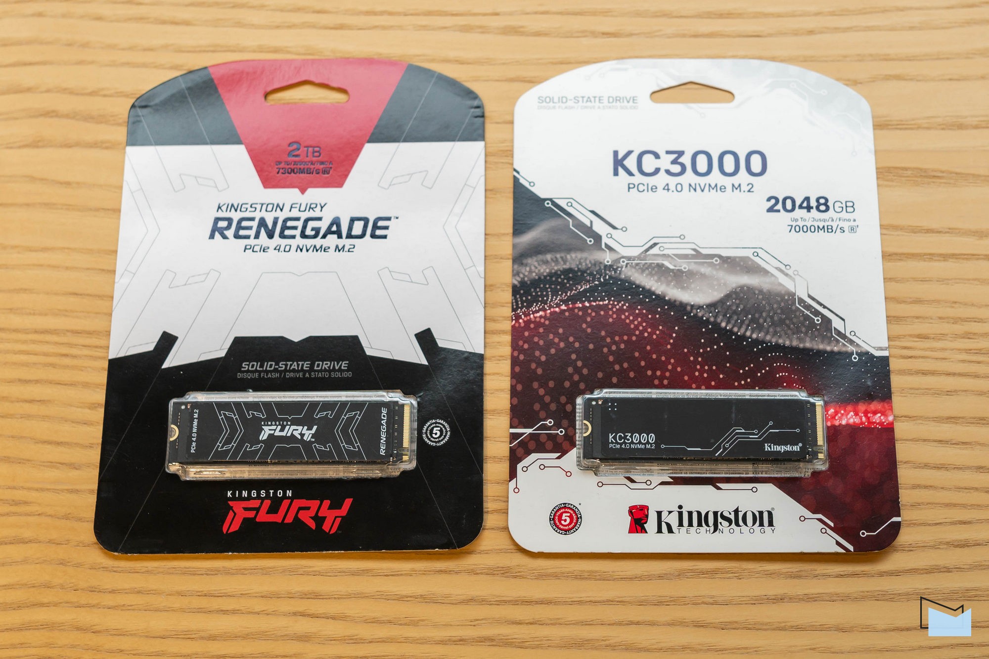 Kingston KC 3000 and Kingston FURY Renegade box