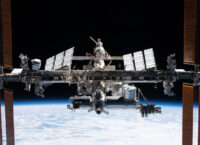 NASA вимушено було відкласти вихід астронавтів у відкритий космос через загрозу уламків