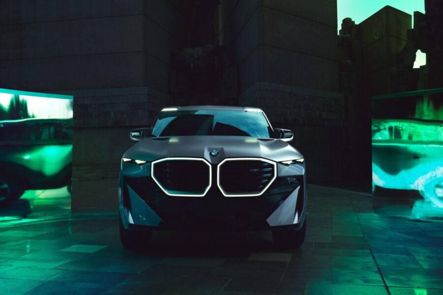 BMW продемонструвало вражаючий концепт XM — неочікуване продовження M1