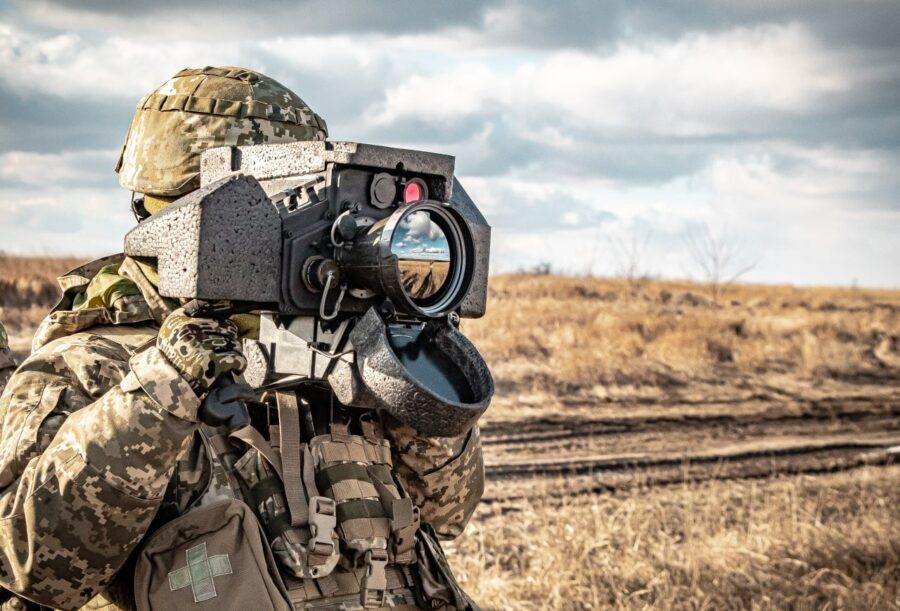 Javelin пробиває додатковий захист. Українські військові випробували ПТРК FGM-148 Javelin проти цілі зі зовнішнім захистом башти
