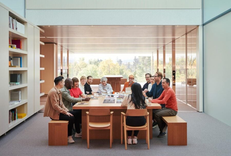Усередині Apple Park: перший погляд на команду дизайнерів, яка формує майбутнє технологій