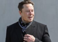 After the sexual harassment scandal at SpaceX, it turned out that Musk has a relationship and two children with the director of Neuralink
