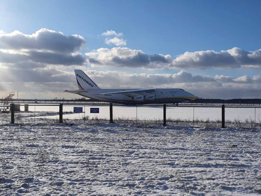 Понад 135 тис. посилок: “Нова пошта Глобал” вперше доставила вантаж в Україну літаком «Руслан»