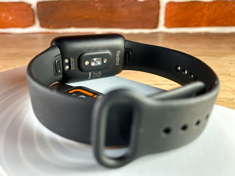 Огляд фітнес-браслету Redmi Smart Band Pro