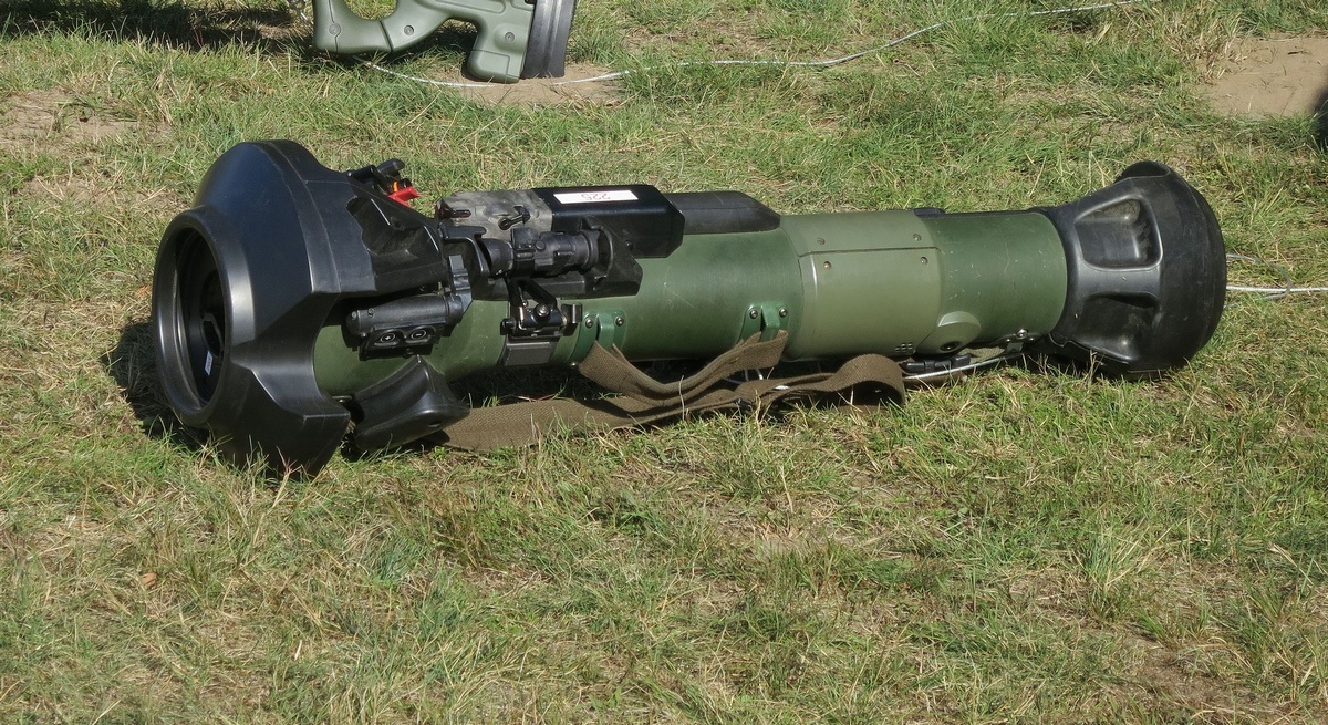 Переносна протитанкова керована ракета MBT LAW / NLAW. Що саме Велика Британія передала українському війську