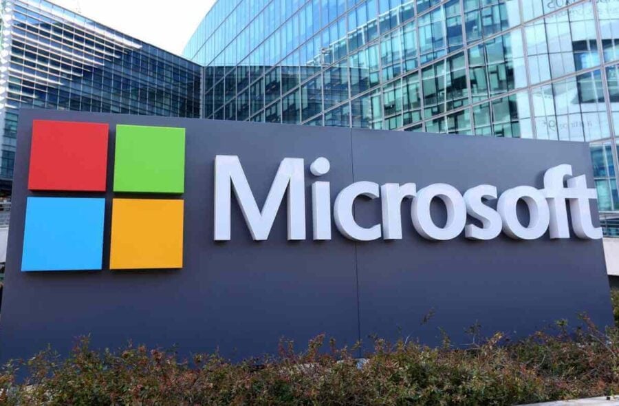 Microsoft is significantly reducing its business, but not completely leaving Russia