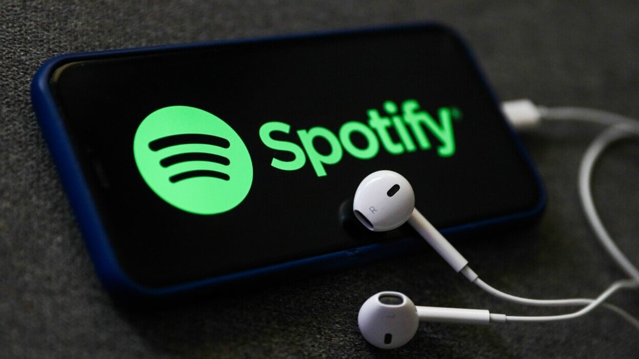 Spotify to cut 6% of employees