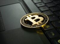 Bitcoin досяг найнижчої вартості з червня