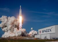SpaceX виграла контракт на $102 млн від Повітряних сил США на розробку технології космічного транспортування від точки до точки
