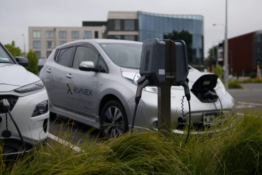 Energoatom and Ukrgasbank want to create national network of charging stations for electric cars