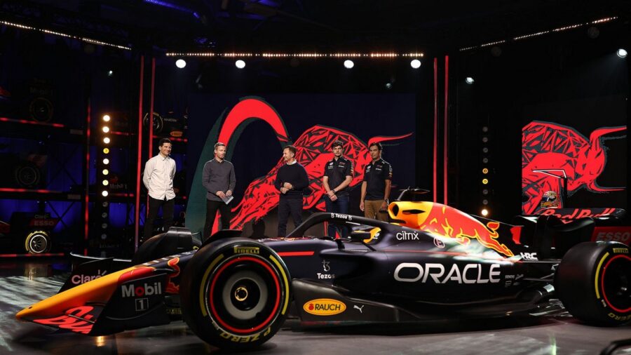 Red Bull Racing першою з команд Formula 1 презентувала болід 2022 року та нового титульного спонсора команди – Oracle