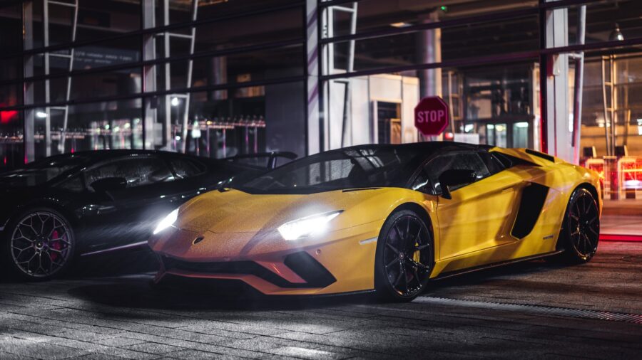 Lamborghini пручається та все ж хоче продовжити випускати автівки з ДВЗ після 2030-х