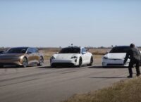 До змагань у перегонах на чверть милі між Tesla Model S та Lucid Air приєднався Porsche Taycan