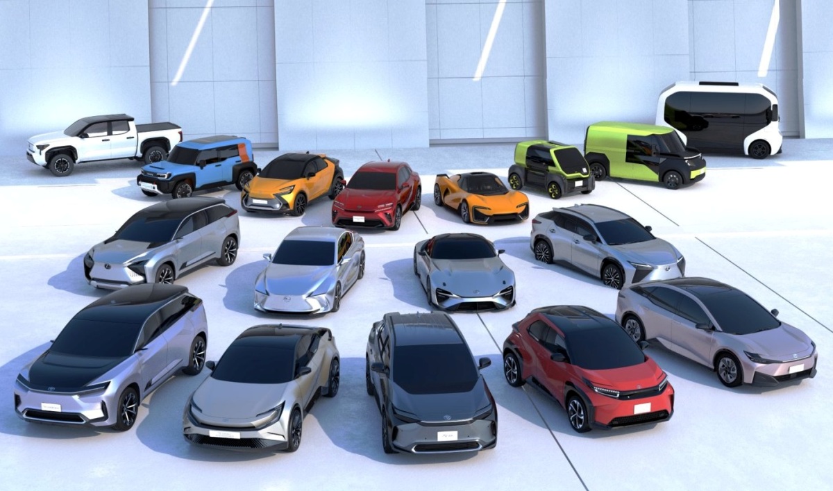 Компанія Toyota створює компактний електричний SUV (і ще 16 електромобілів)