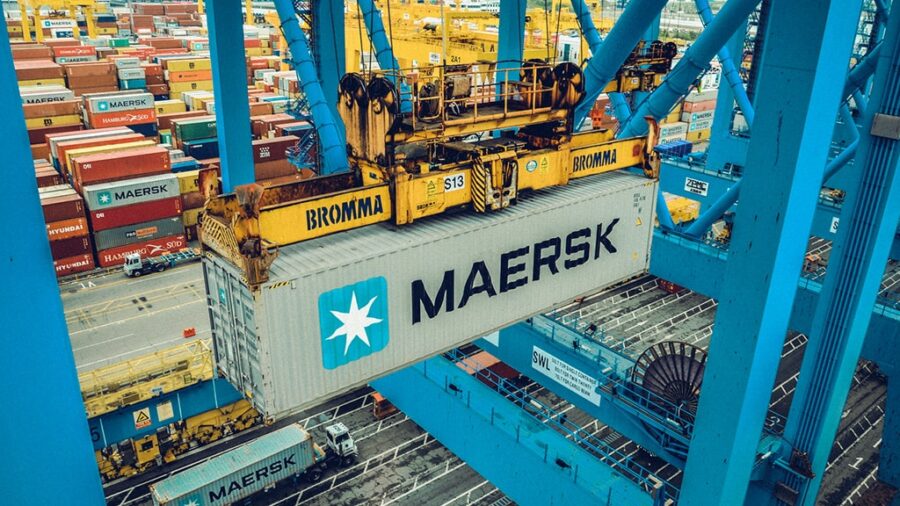 Maersk зупиняє всі контейнерні перевезення до Росії