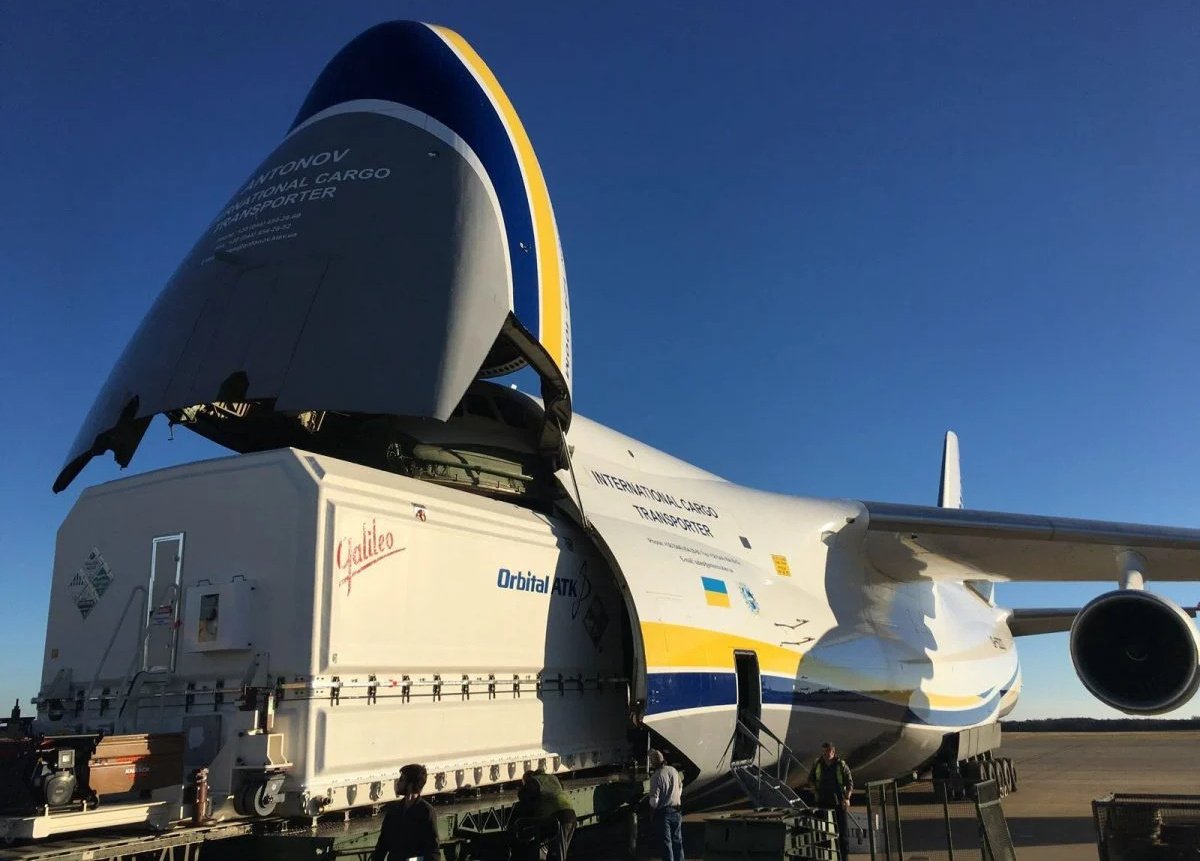 Нестача вантажних літаків Ан-124 може призвести до затримки деяких космічних проєктів