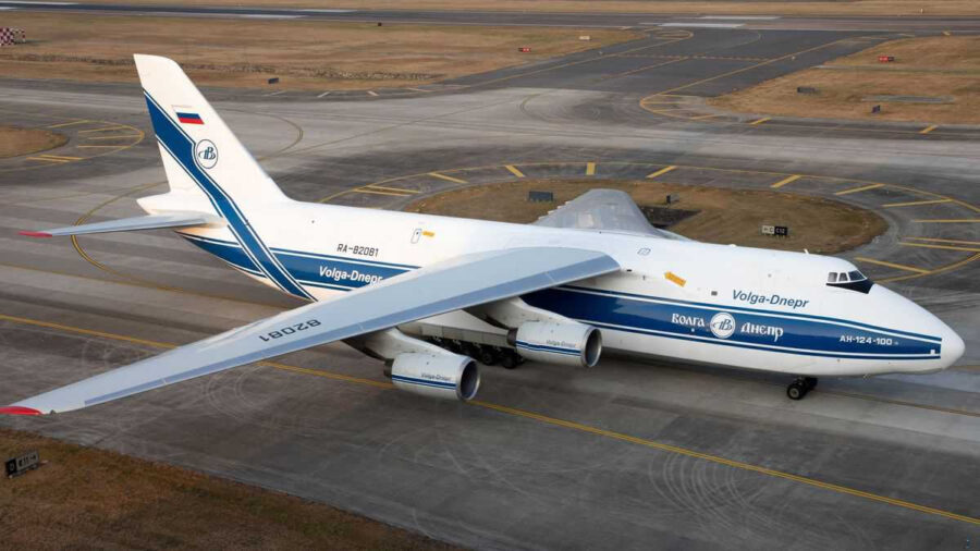 Канада передасть Україні конфіскований літак Ан-124-100 російської авіакомпанії «Волга-Днєпр»