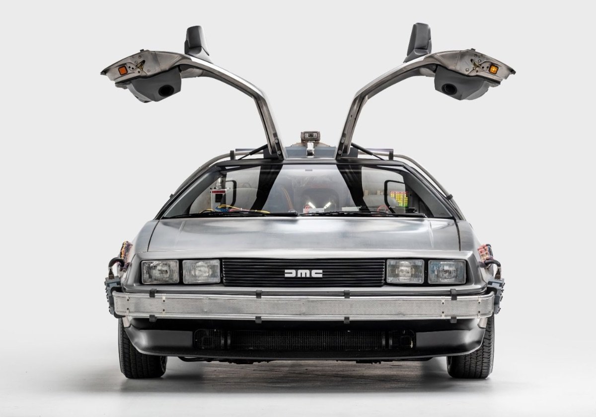 DeLorean will show their electric car on August 18