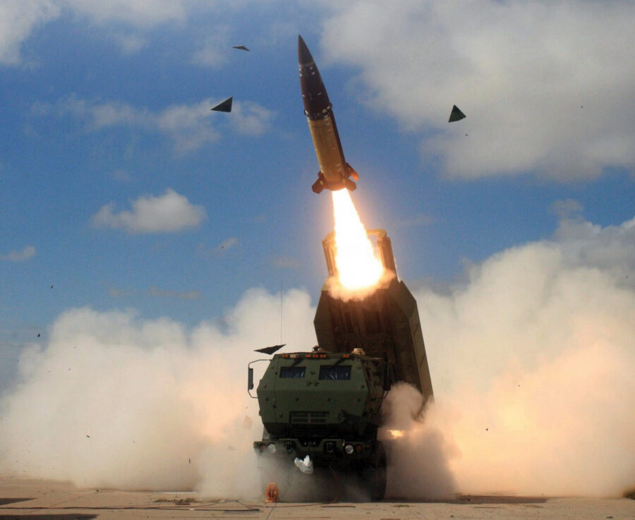CNN: США схиляються до передачі Україні ракетних систем залпового вогню великої дальності