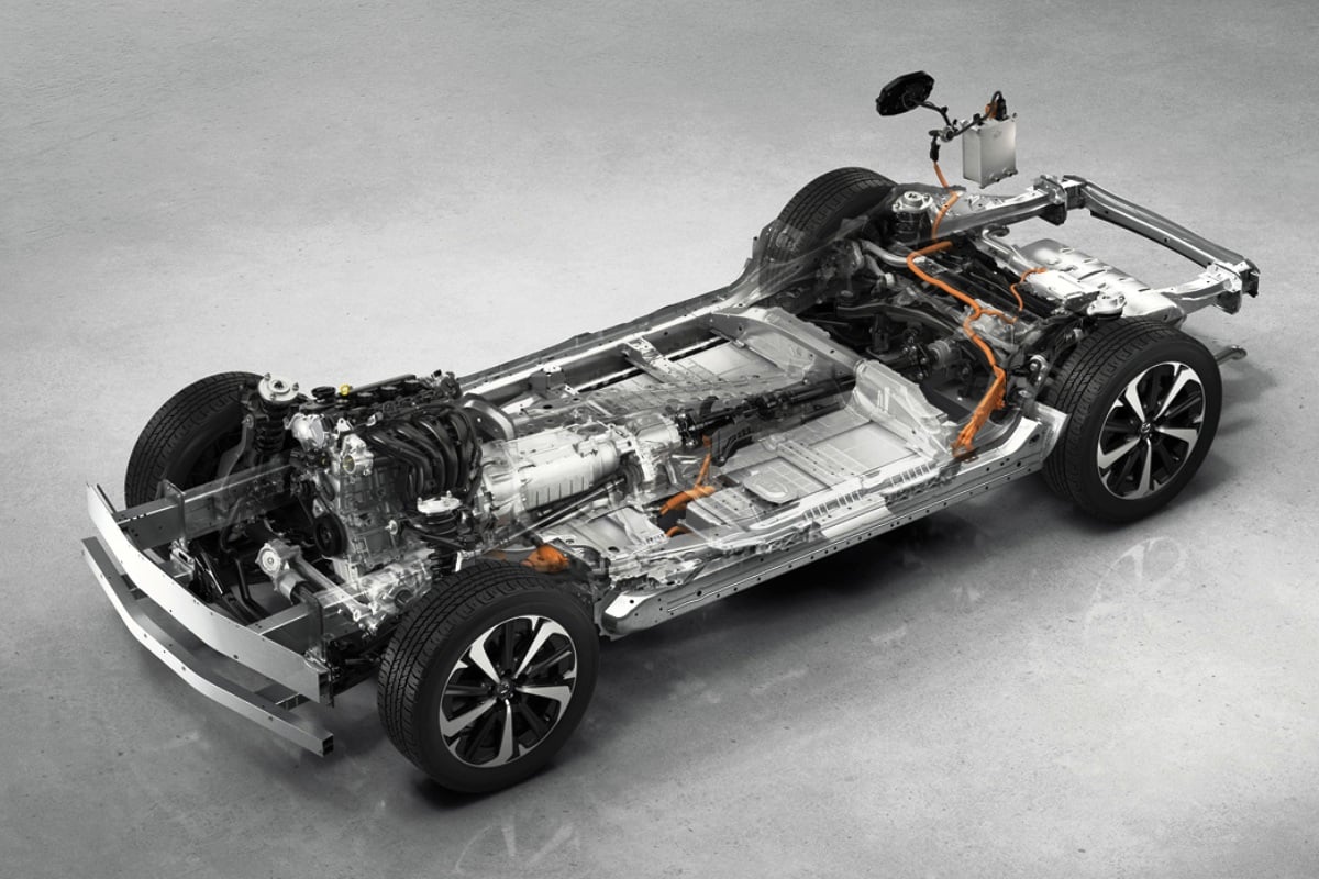 The premium Mazda CX-60 SUV receives a 6-cylinder diesel