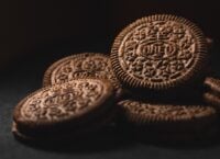 Scientists have learned why Oreo fillings are so difficult to divide equally between two halves