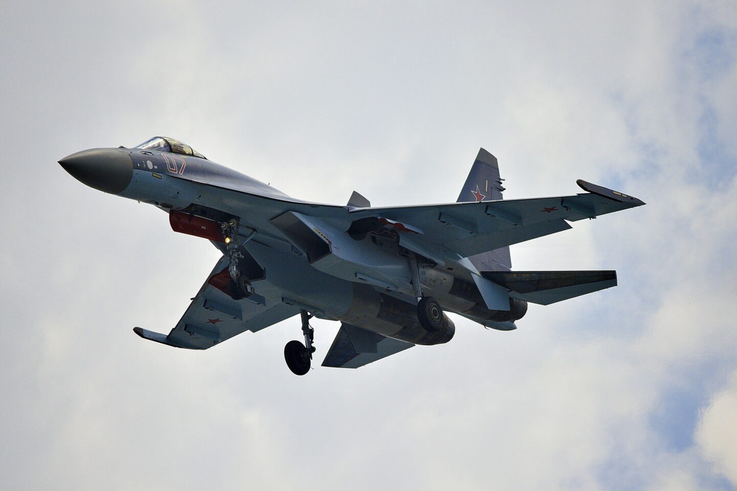 The threat to Russia and China: thanks to Ukraine, Western scientists are already analyzing the remains of the SU-35C