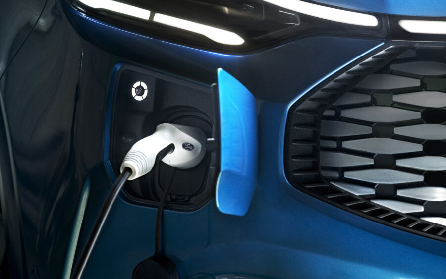 Ford E-Transit Custom - новий електричний комерційний фургон для європейського ринку