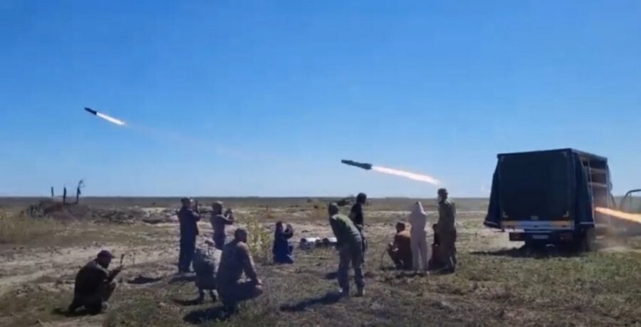Високоточні ракети Brimstone вже в Україні. У якості платформи – звичайний міні-фургон