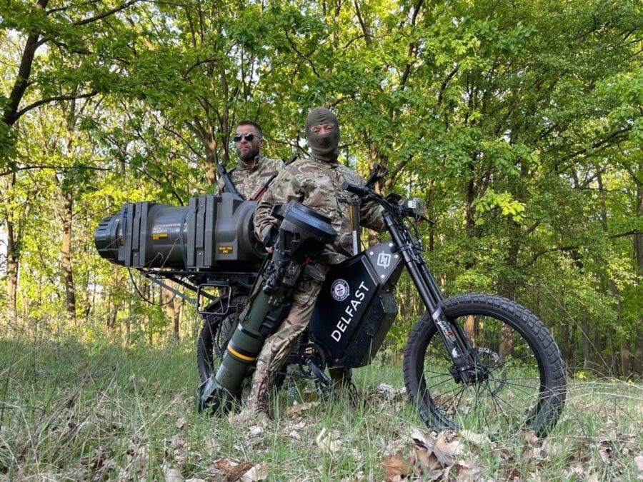 Electric bikes in the service of the Armed Forces: models from ELEEK and Delfast are actively used by the military