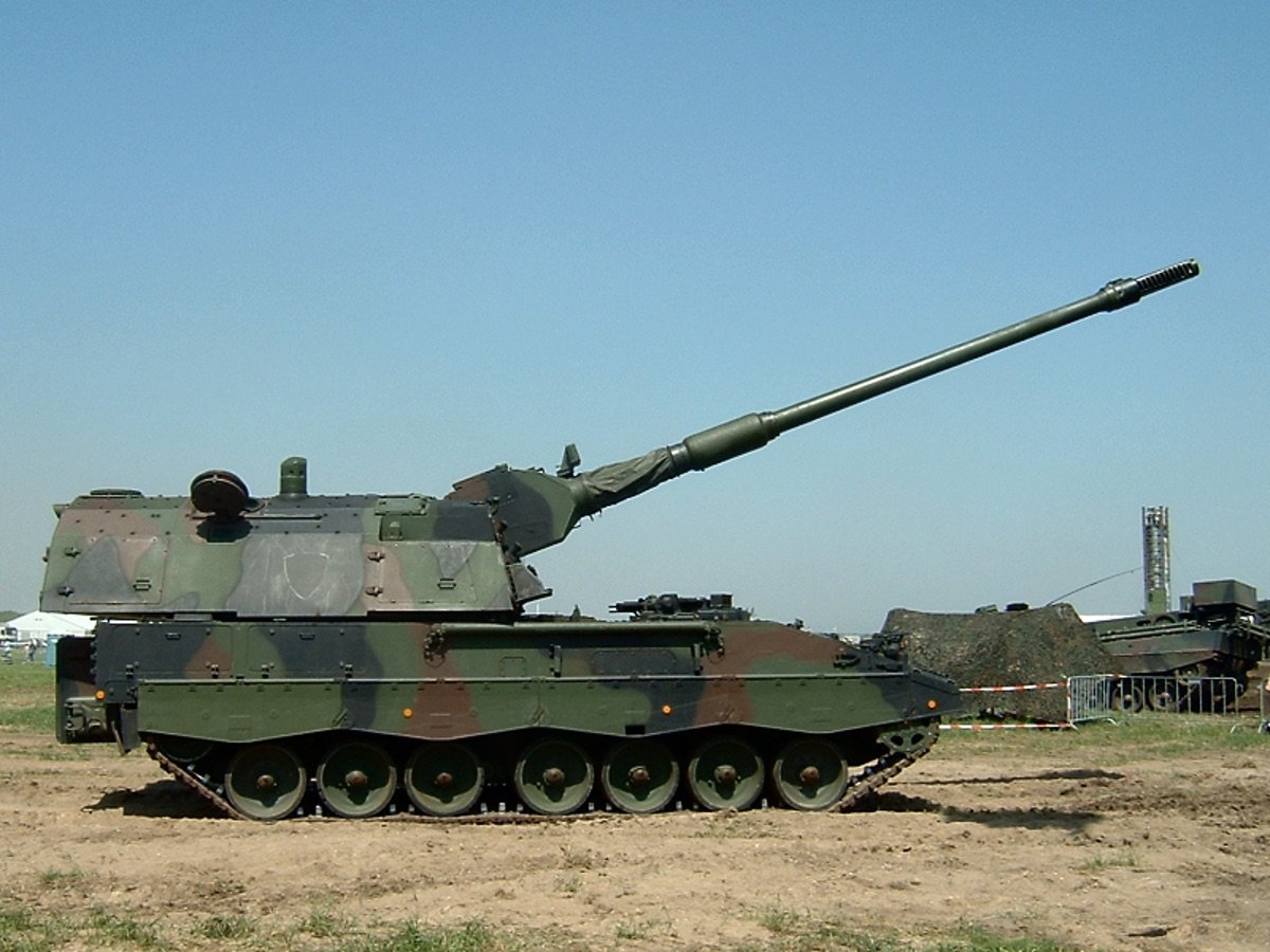 Panzerhaubitzen 2000