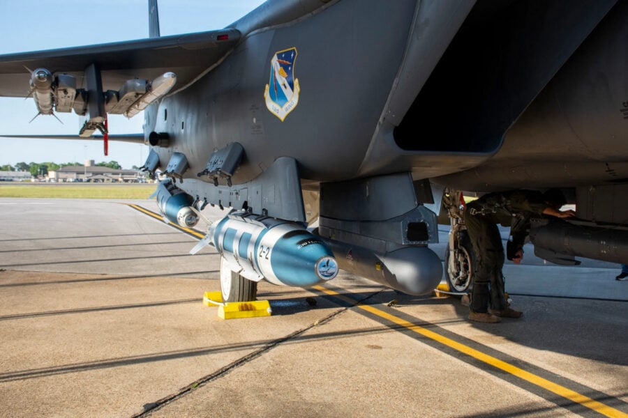QUICKSINK guided bomb – a new anti-ship weapon, which, if desired, can hit the Crimean bridge