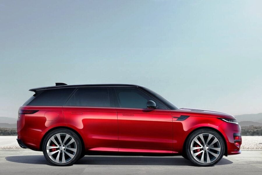 A new Range Rover Sport debuted: recognizable style, new technologies