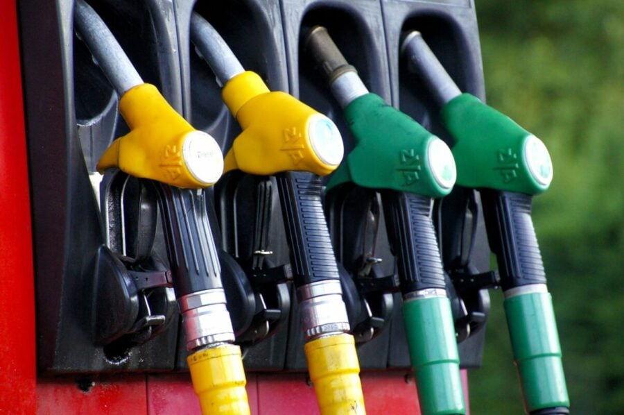 Poland will provide Ukraine with 25,000 tons of gasoline to help overcome the fuel shortage