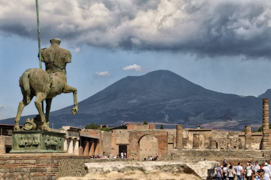 Scientists have for the first time deciphered the genome of a Pompeian and learned his story