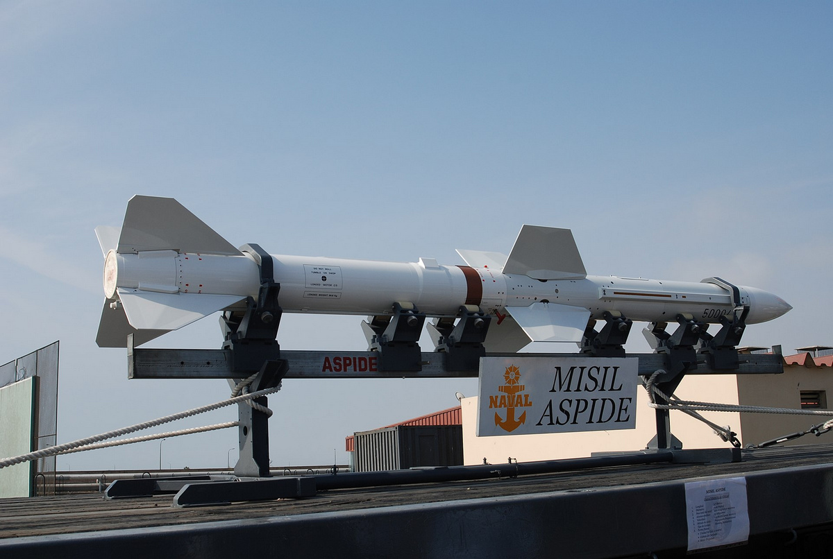 Spanish Aspide missiles for the Armed Forces