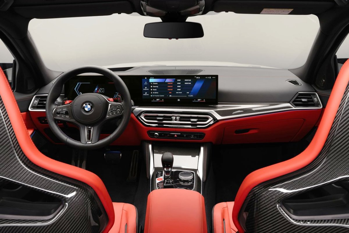 Новий універсал BMW M3 Touring: майстер експрес-доставки
