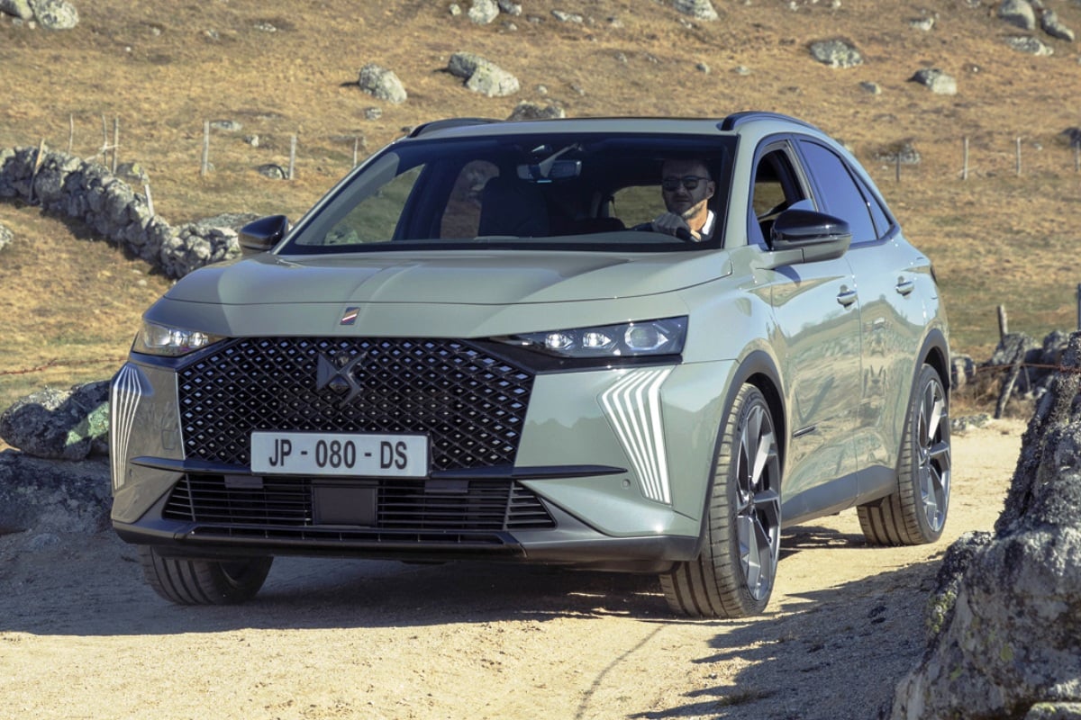 The updated DS 7 SUV is now offered as a 360-horsepower hybrid