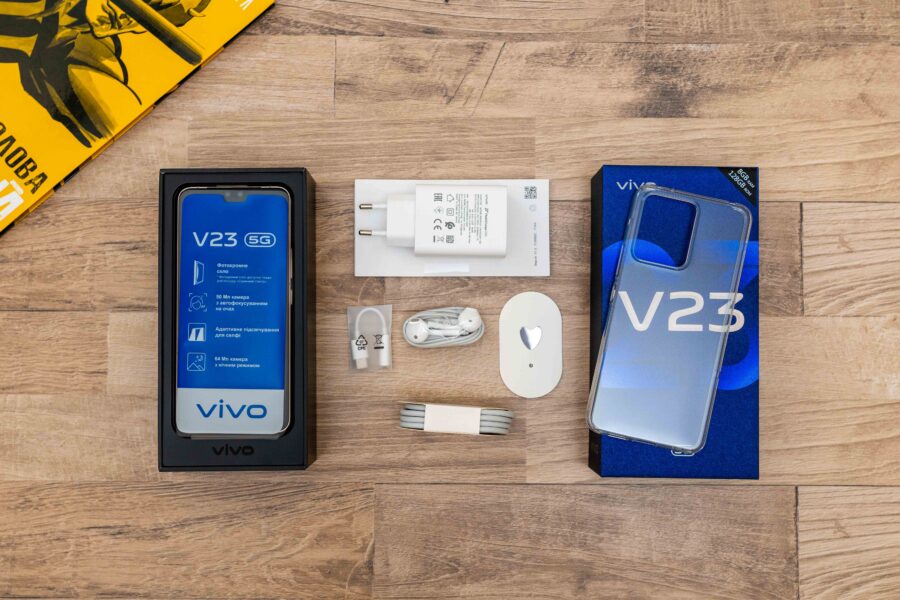 Vivo V23: smartphone with dual selfie camera