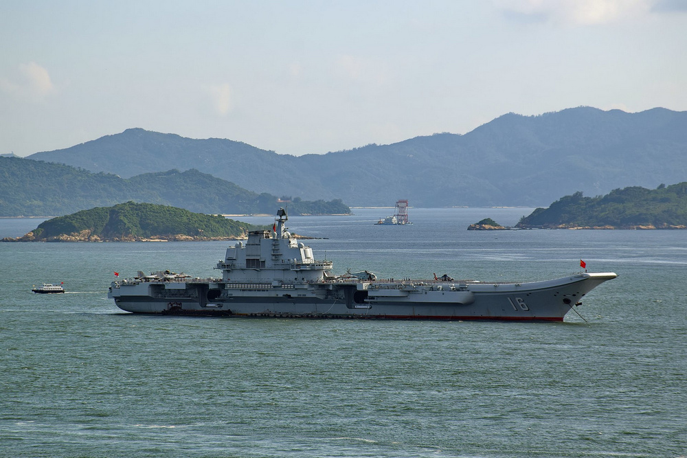 Type 003: the first Chinese aircraft carrier to be compared to the American ones