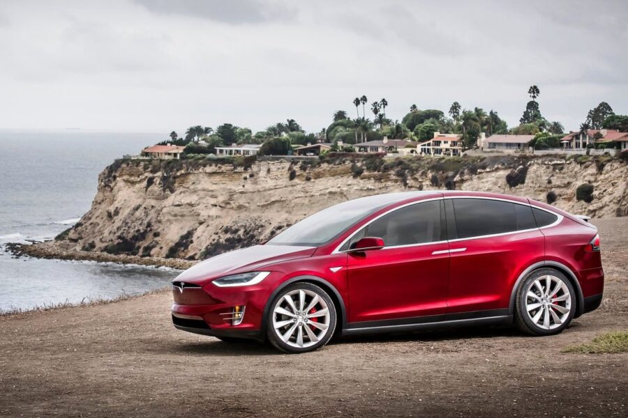 Автопілот FSD Tesla подорожчає на 25% у вересні – він буде коштувати $15 000