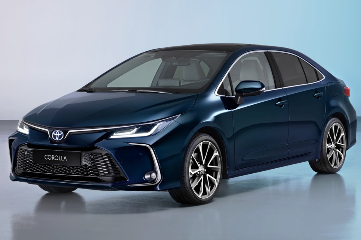 Update for Toyota Corolla. "People's" sedan has become more modern