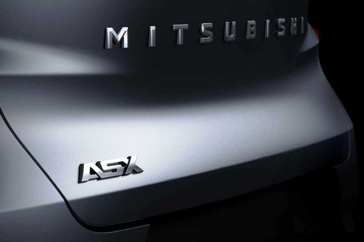New Mitsubishi ASX: hybrid versions and debut in the fall