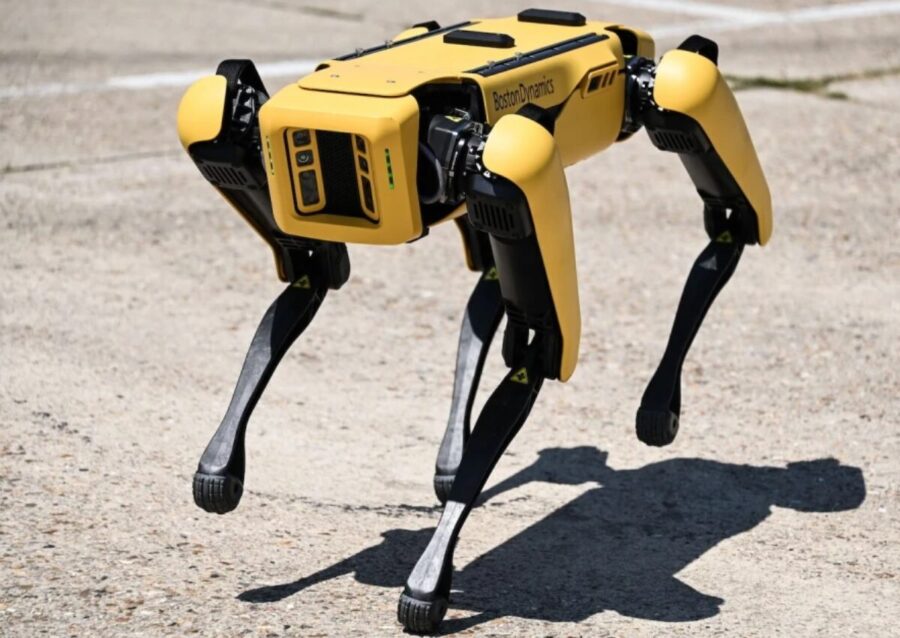 США передадуть Україні робота від Boston Dynamics для допомоги з розмінуванням