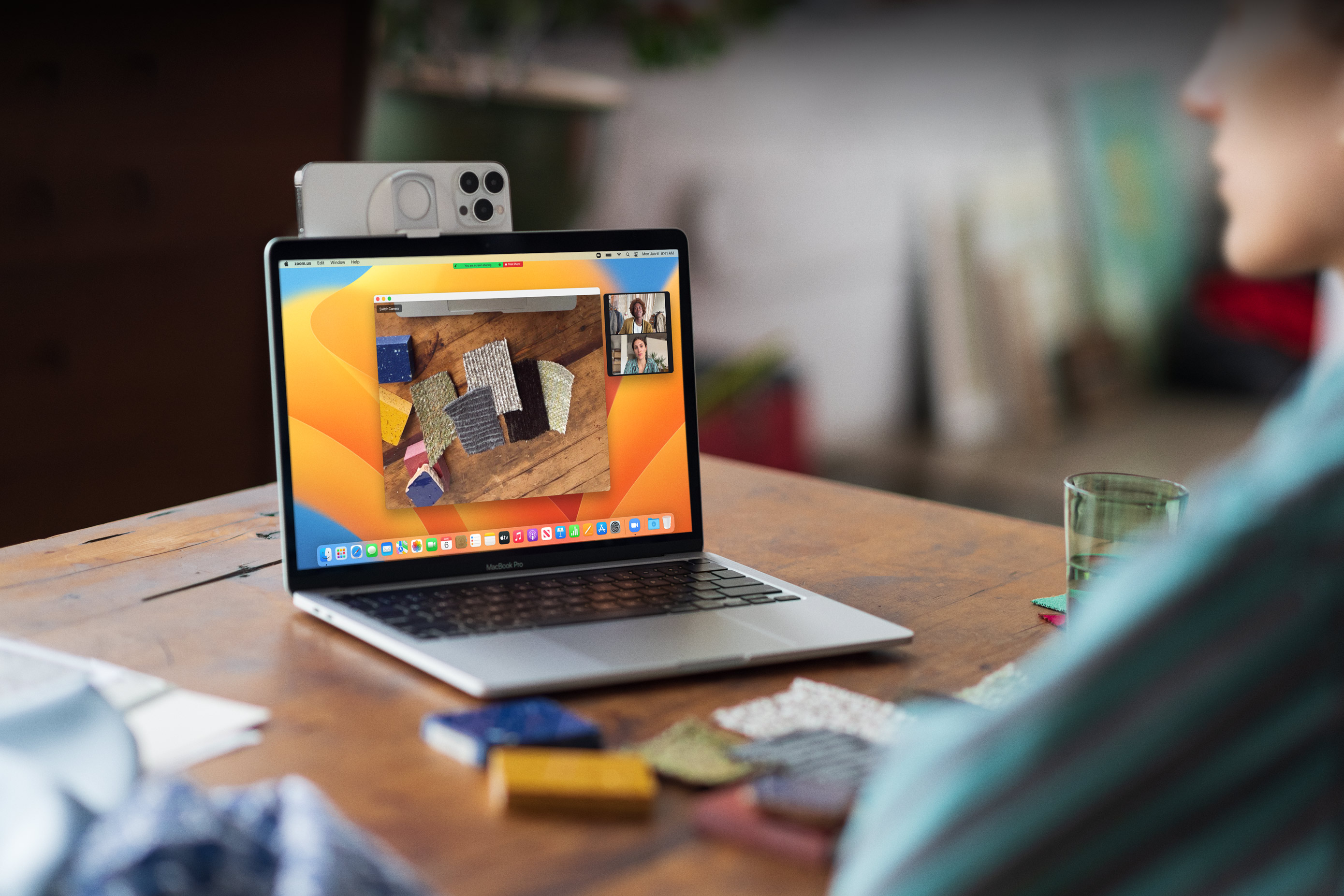 iPhone as a webcam for Mac – a really great idea, Apple