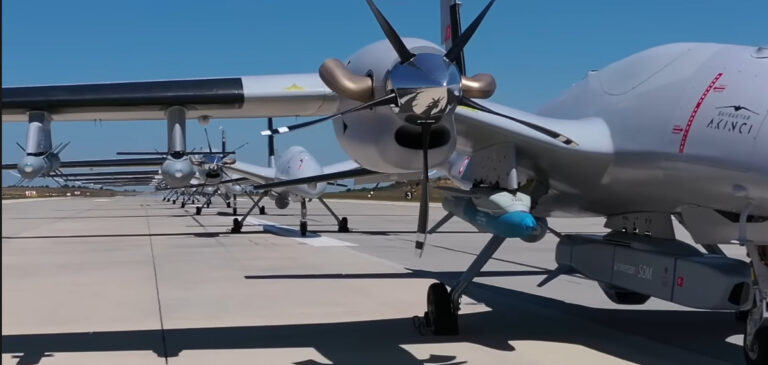 Baykar company demonstrated a fleet of Bayraktar Akıncı heavy UAVs