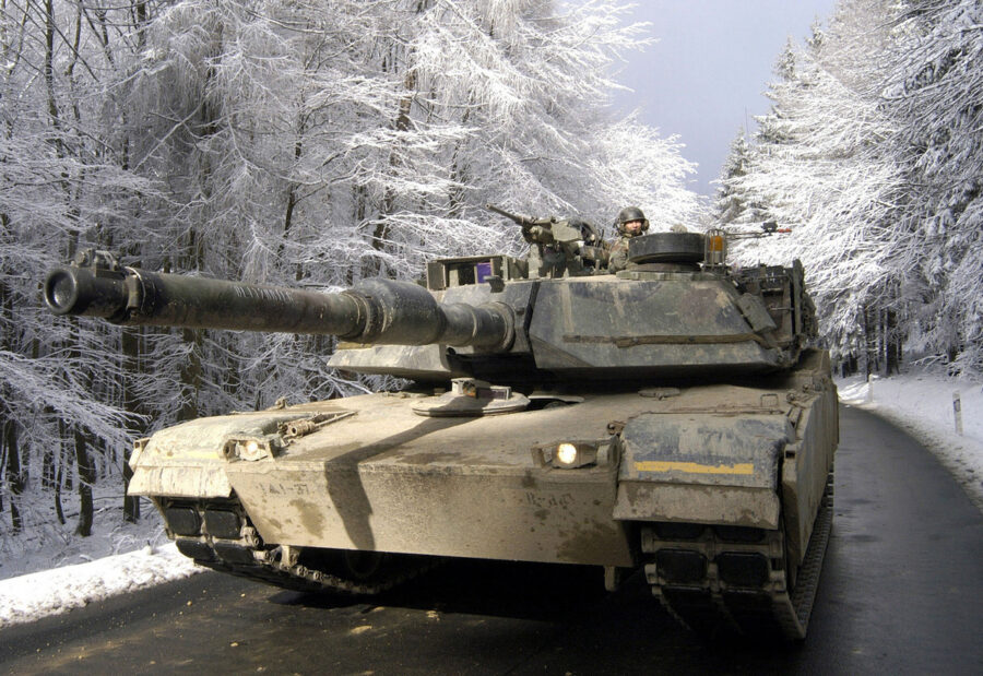 Польща купить 116 вживаних танків M1A1 Abrams, поки чекає на поставку 250 новітніх M1A2 Abrams SEP V3
