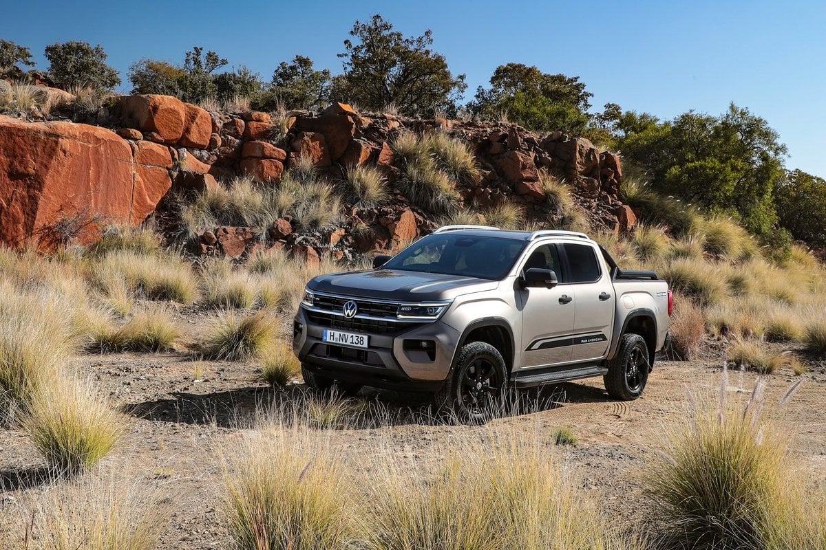 The new Volkswagen Amarok pickup: the debut of the "heavyweight"