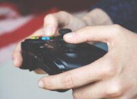 Video game sales fall for the first time in years: the entire industry is preparing for a recession