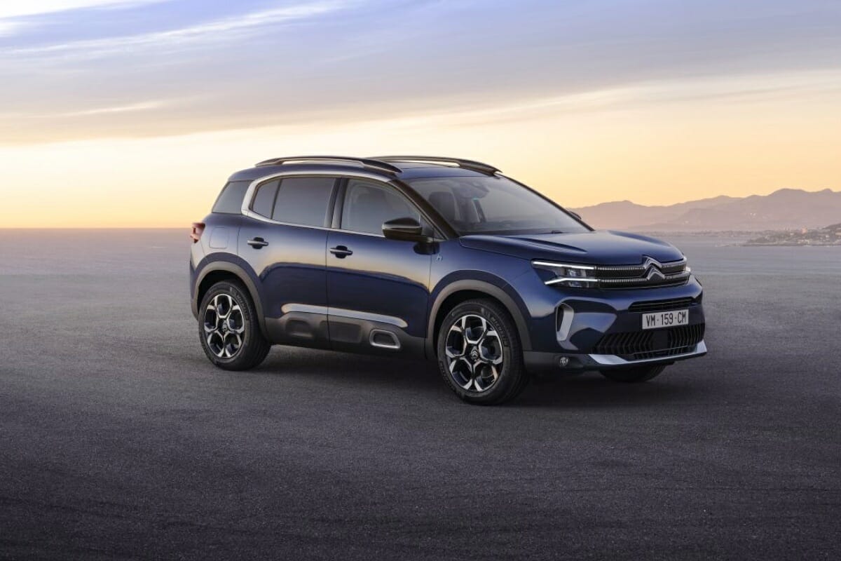 The new Citroen C5 Aircross crossover in Ukraine - from UAH 1.18 million and the Plug-In hybrid version